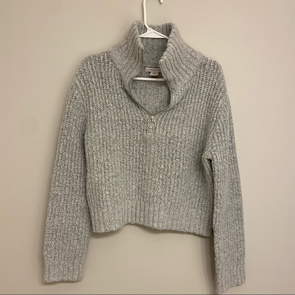 LIKE NEW Collared Half-Zip Sweater